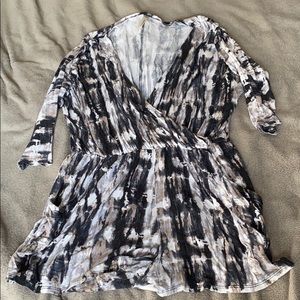 Loveapella romper, size L